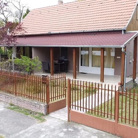 Vadszolo Apartman Balatonmáriafürdő Zewnętrze zdjęcie